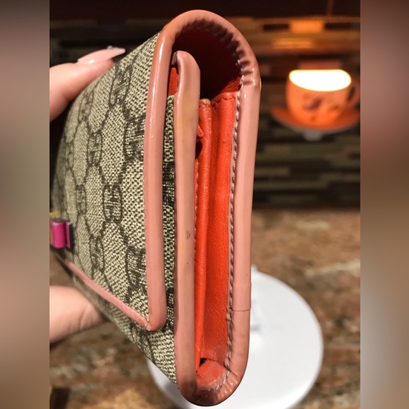 GUCCI GG Supreme Ribbon Flap Coated Canvas Wallet 🔥😍🎀 - Picture 14 of 17